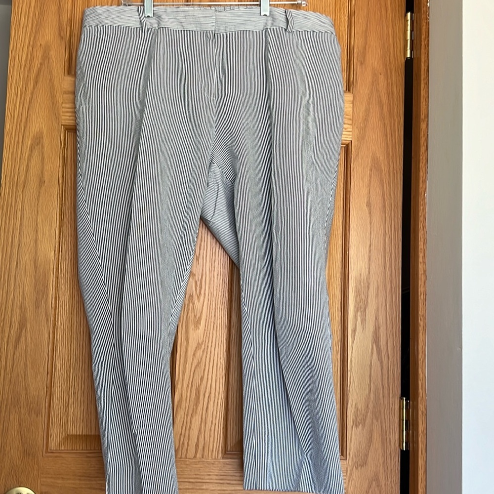 Talbots capri pants
